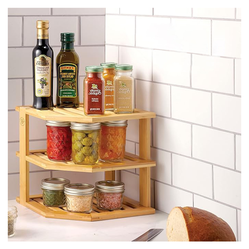 KITCHEN STORAGE - 087