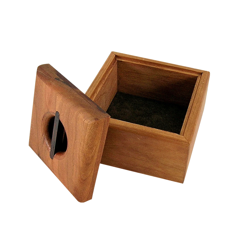 WOODEN STORAGE BOX - 273