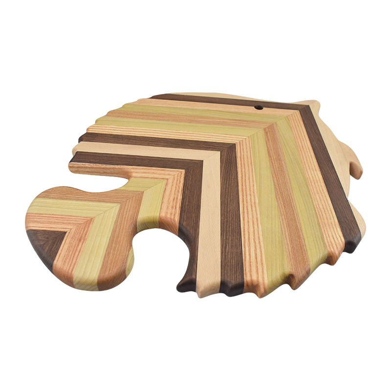 WOOD CUTTING BOARD- 022